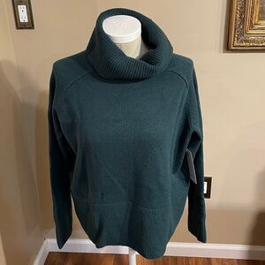Athleta Alpine turtleneck cashmere blend sweater
